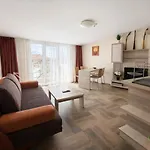 דירה къщата с чешмата *