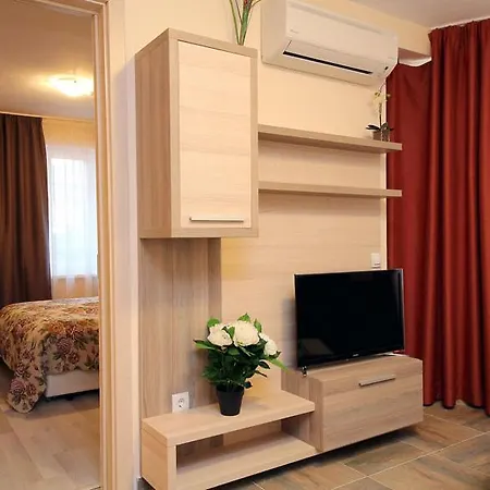 къщата с чешмата Apartment *