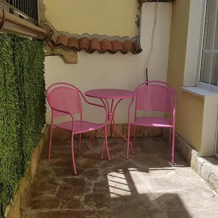 къщата с чешмата